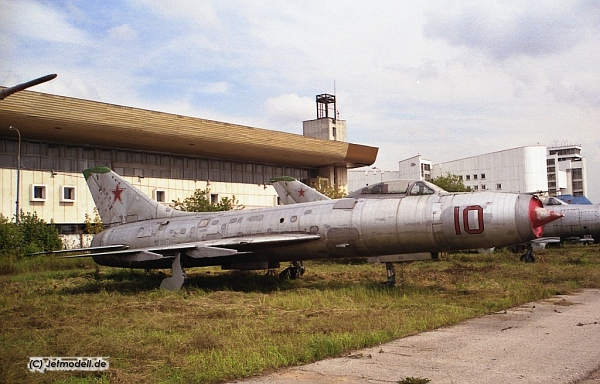 2003mo-15
